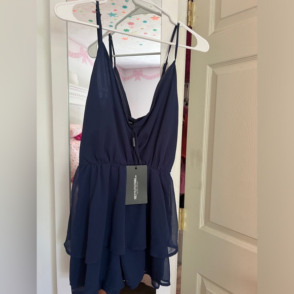 Pretty Little Thing Navy Frill Layer Romper XS - Picture 2 of 2
